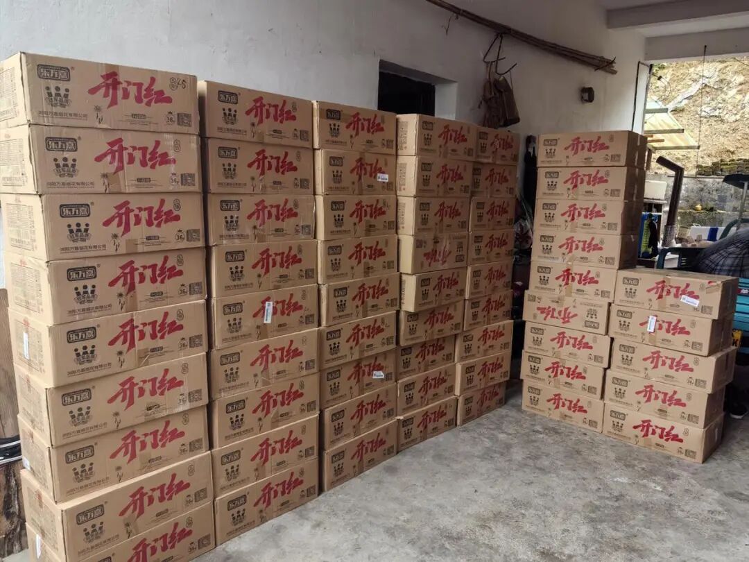 家中竟存2.8吨花炮，&ldquo;想赚一笔&rdquo;？全部收缴！